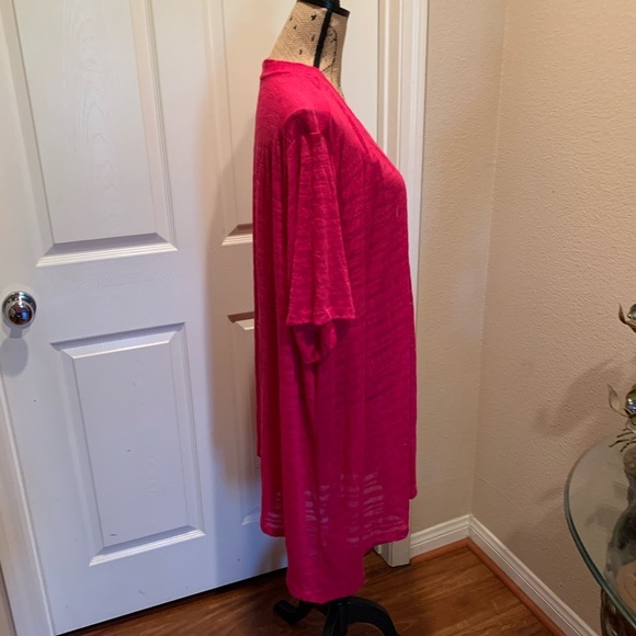 Plus size red cover up. - Picture 3 of 5